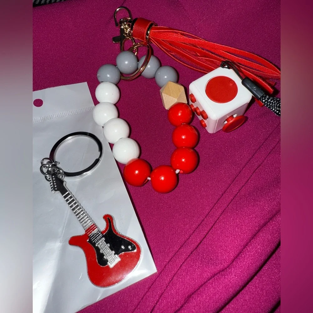 Taylor Swift Red and White Keychain Set